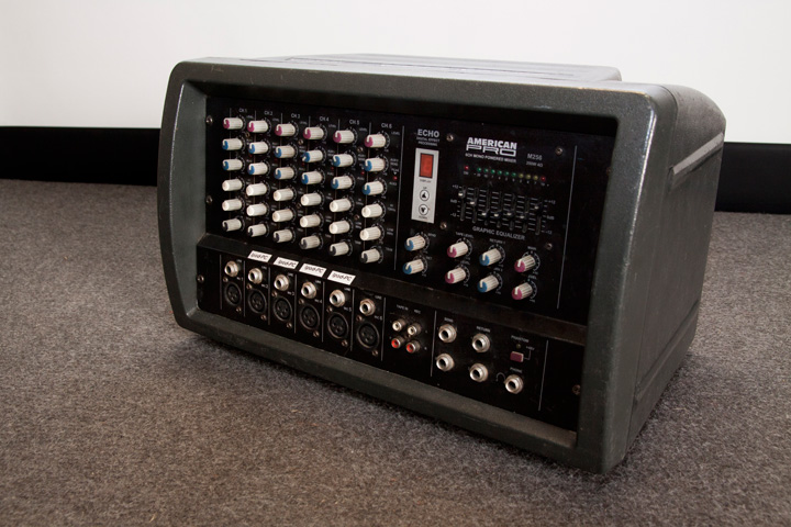 Consola de Sonido Potenciada Consola de Sonido Potenciada