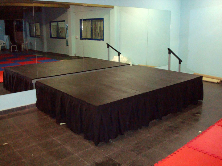 Escenario para escuela de danza Escenario para escuela de danza